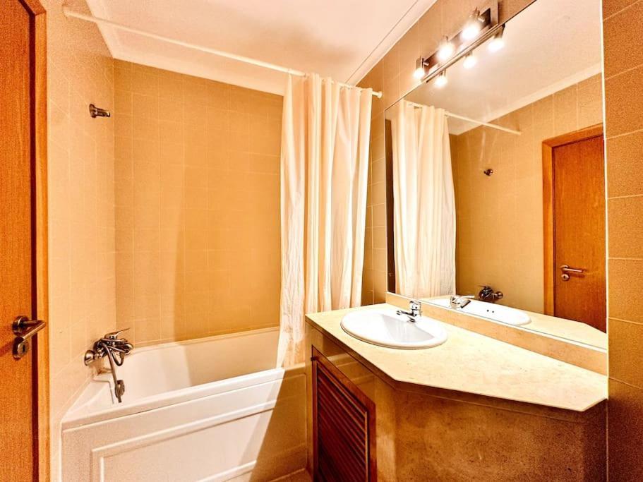 Sweety Bela Vista Apartment リスボン エクステリア 写真